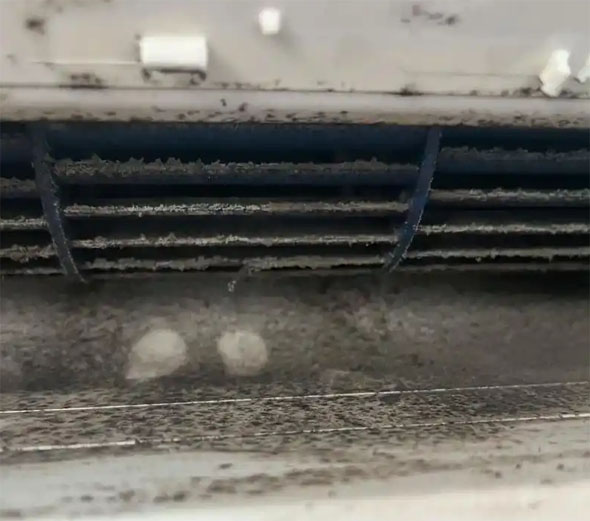 揭西空调吹的风有股烧焦味是怎么回事
